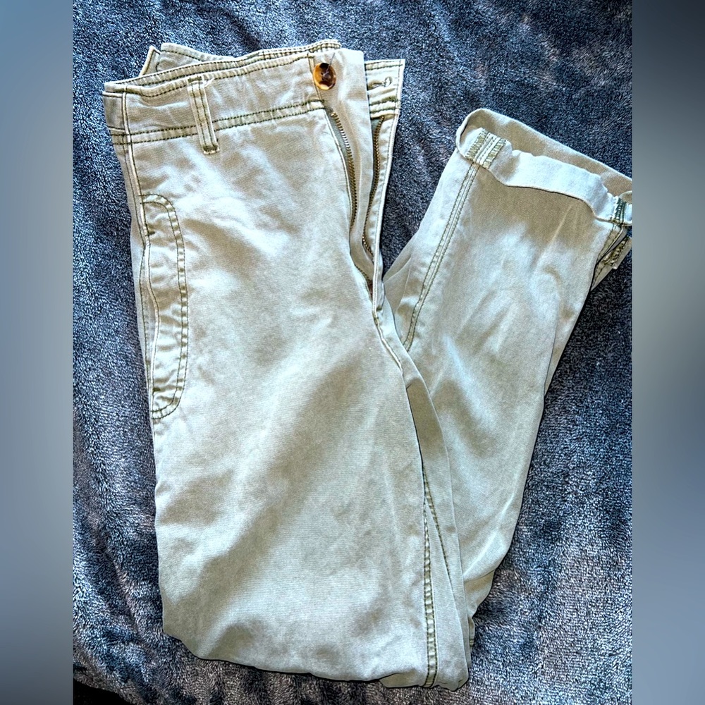 Women’s old navy cargos